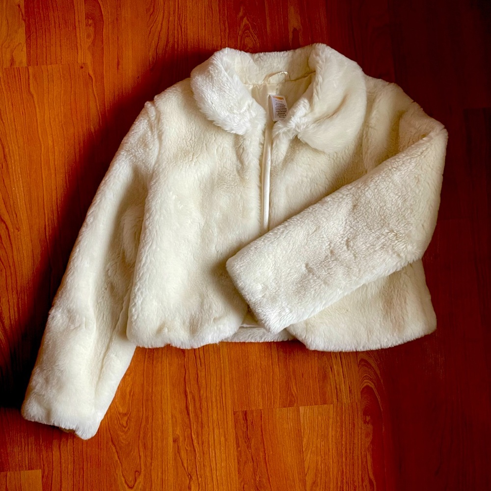 Gymboree kids medium white faux fur coat